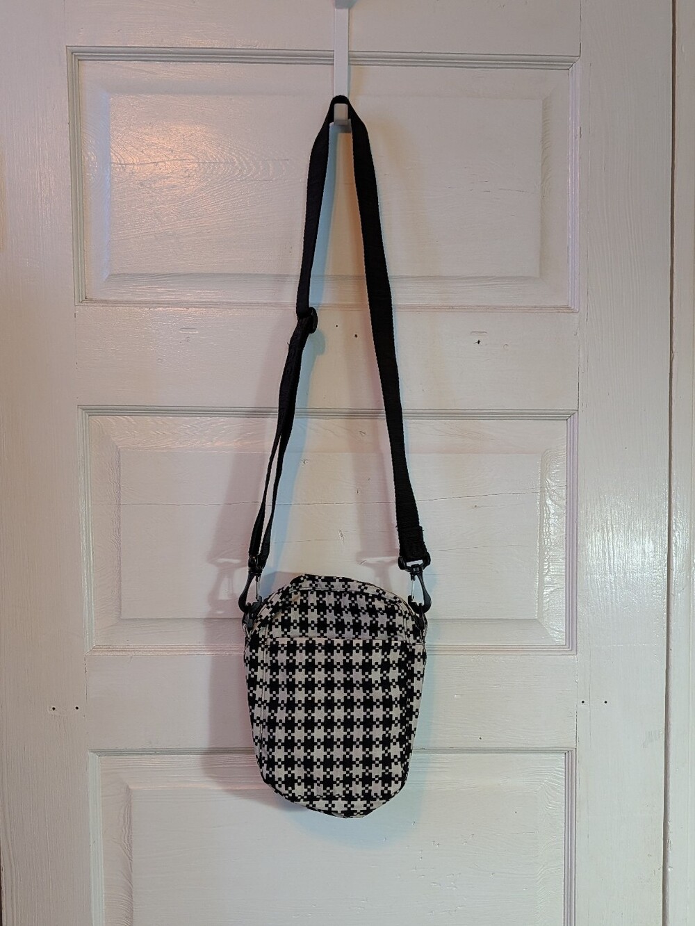 Baggu Sport Crossbody Black And White Pixel Gingham - Picture 2 of 2